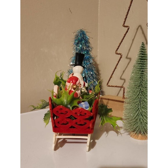 Vintage plastic velvet Santa snowman frosty table decor shelf decorations - Picture 9 of 12